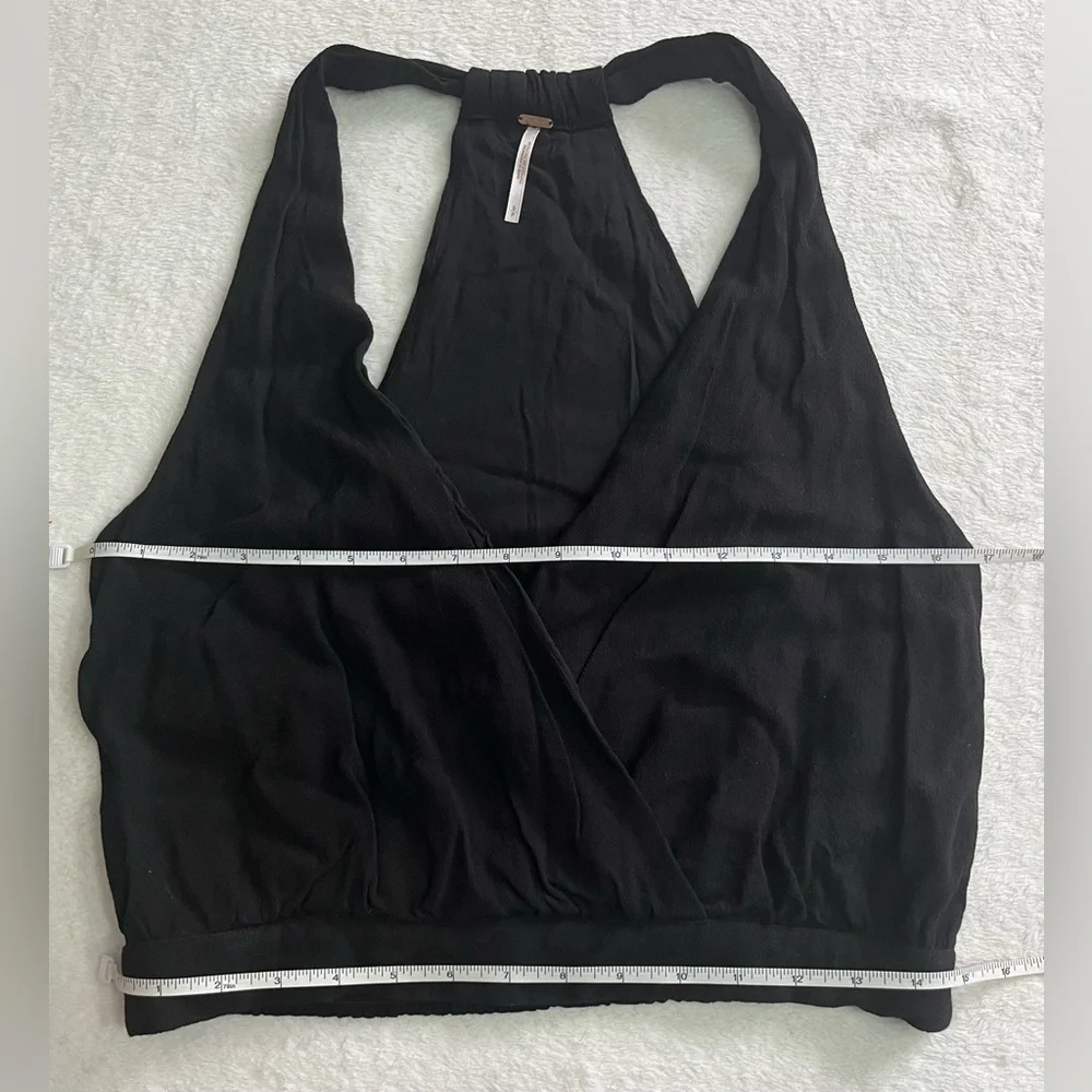 Free People women’s small black vneck sleeveless fall layering tank top